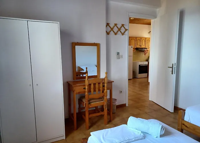 Nerissa 2, Two Bedroom Country House With Amazing Sea View Dom wakacyjny
