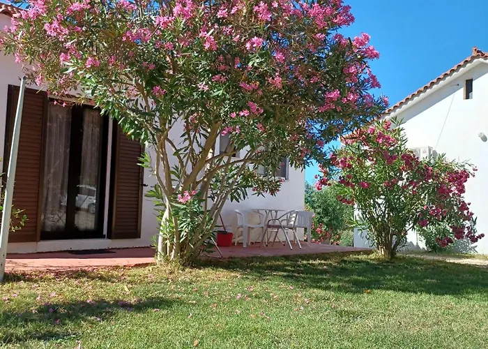 Dom wakacyjny Nerissa 2, Two Bedroom Country House With Amazing Sea View