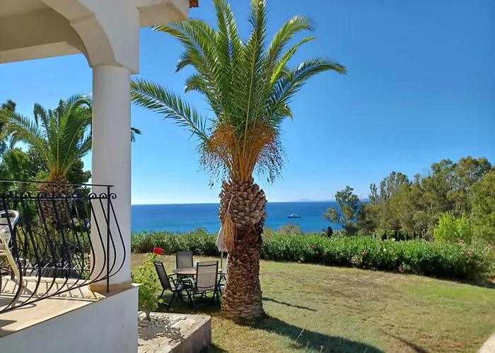 Dom wakacyjny Nerissa 2, Two Bedroom Country House With Amazing Sea View *